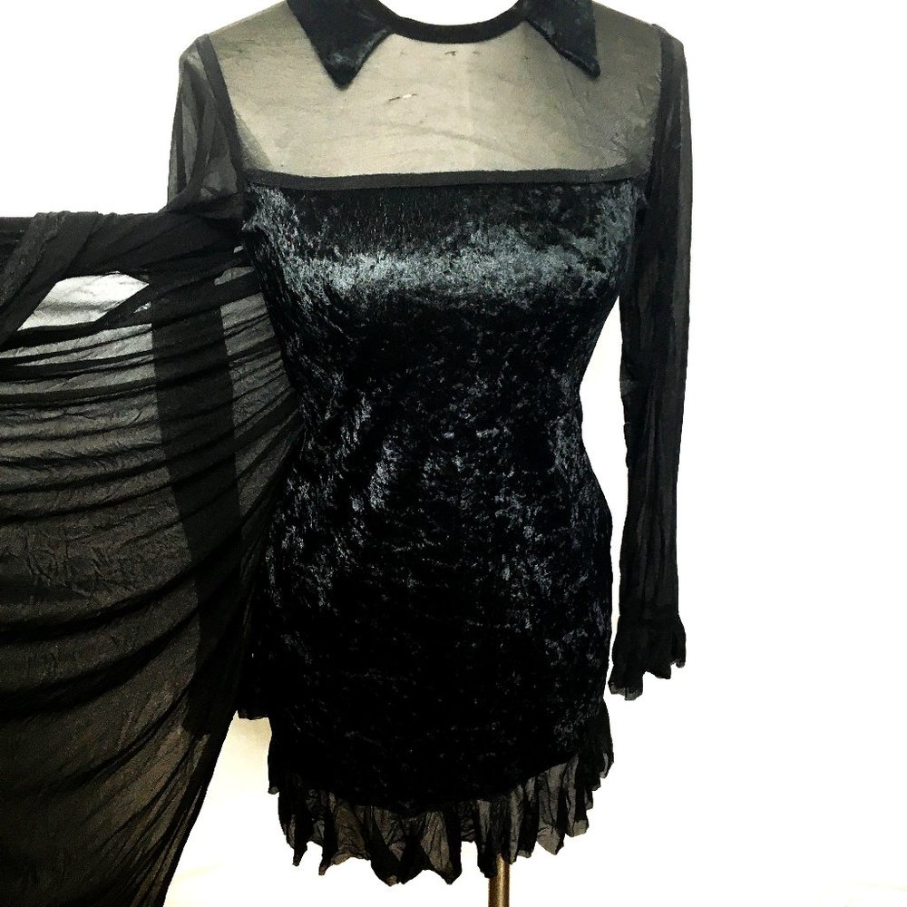 Pony Express Vintage Witch Sexy with attached Sheer Cape Sz small